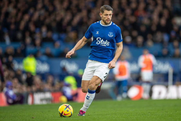 热爱足球与 热爱足球与