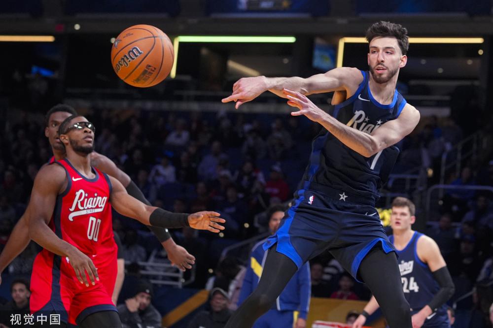 他积极参与 他积极参与